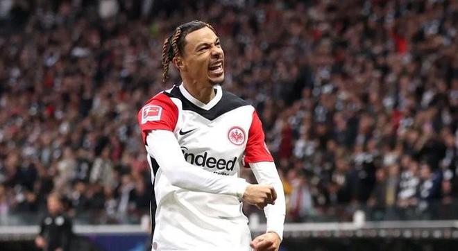 talkSPORT: 曼聯(lián)詢?；倏?，法蘭克福標(biāo)價1億歐