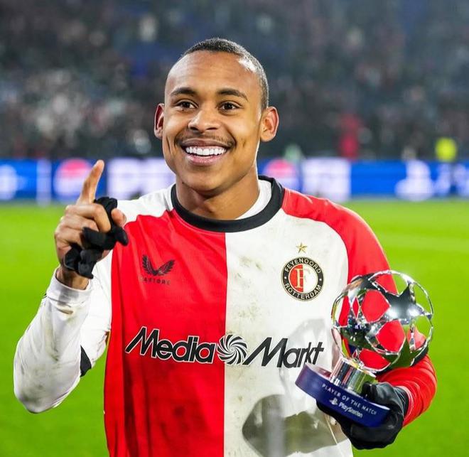 荷媒：勒欲費耶諾德前鋒派尚