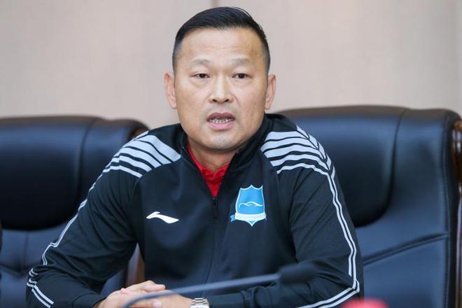 武漢女足常衛(wèi)魏：難能可貴，核心隊員筑穩(wěn)基石