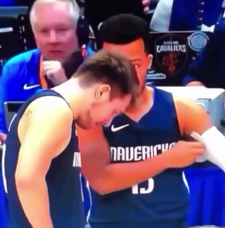 美顏東契奇和大頭當(dāng)時(shí)真這么瘦嗎