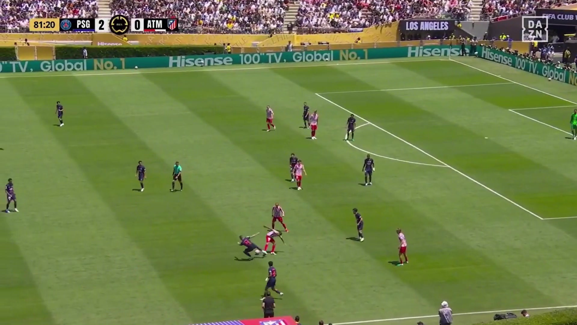 這能不進(jìn)的啊索爾洛特包抄空門踢飛給場邊西蒙尼看跪了