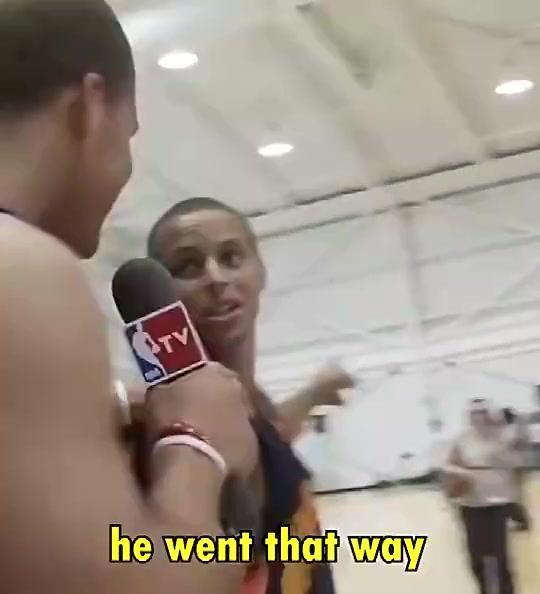 青春的氣息09年身為狀元的格里芬采訪庫(kù)里哈登