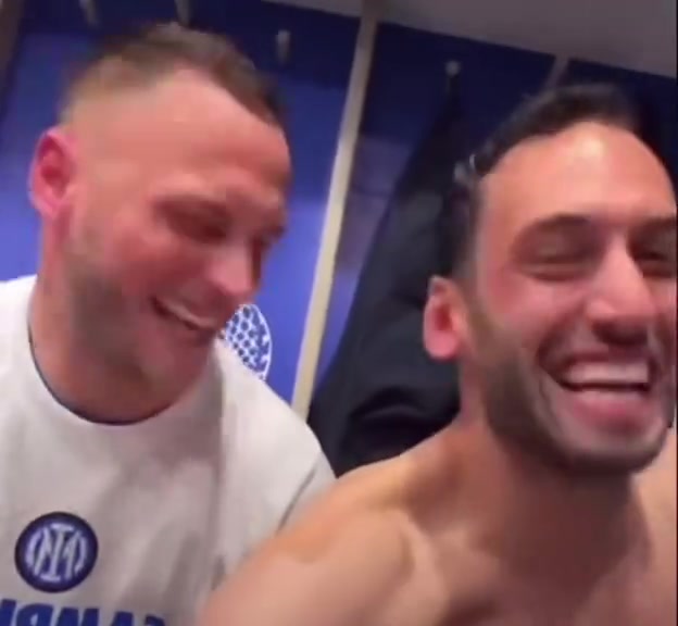 一條視頻看出國(guó)米更衣室里的活寶都有誰(shuí)