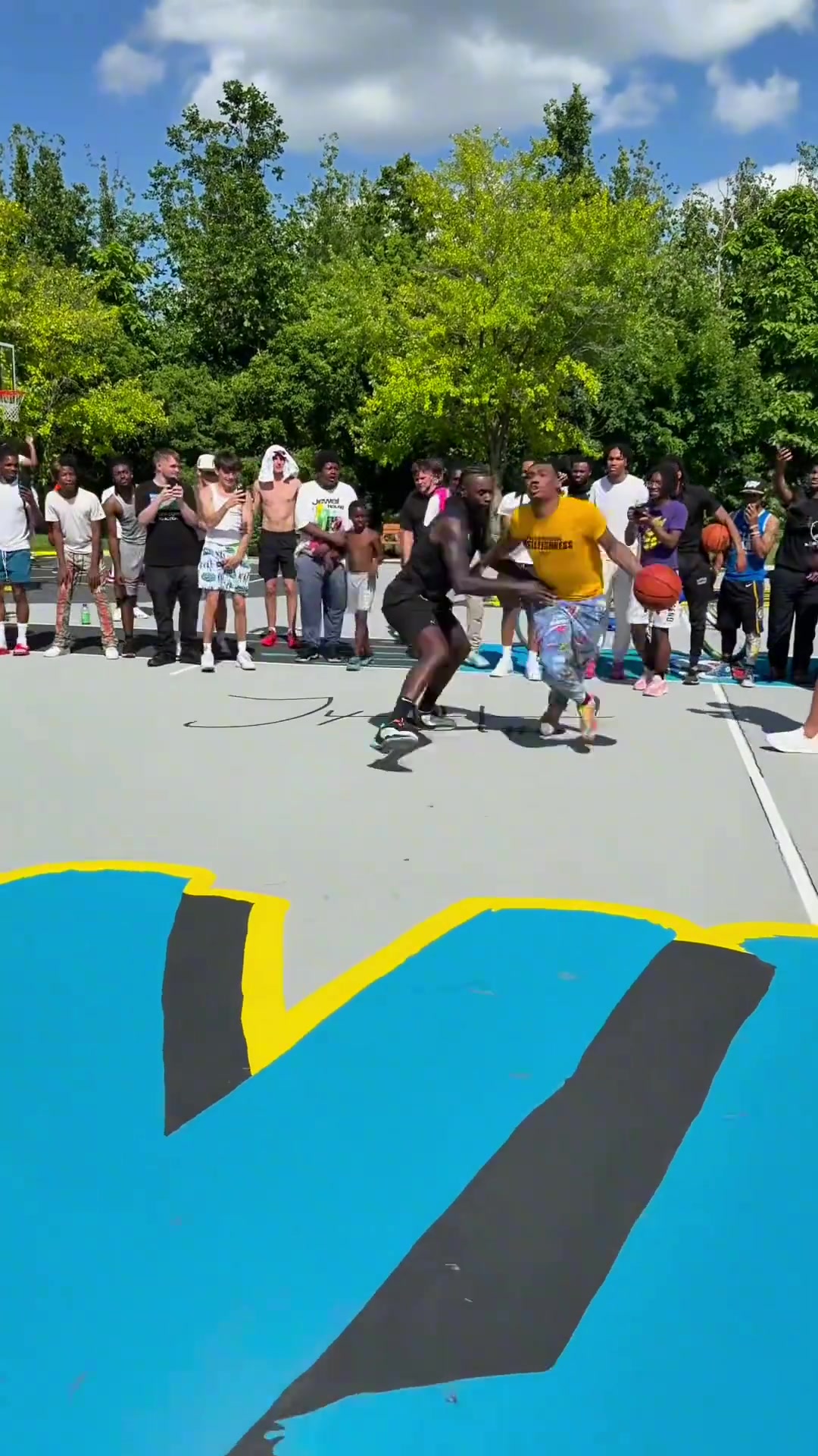 打嗨了史蒂芬森野球場狂虐路人