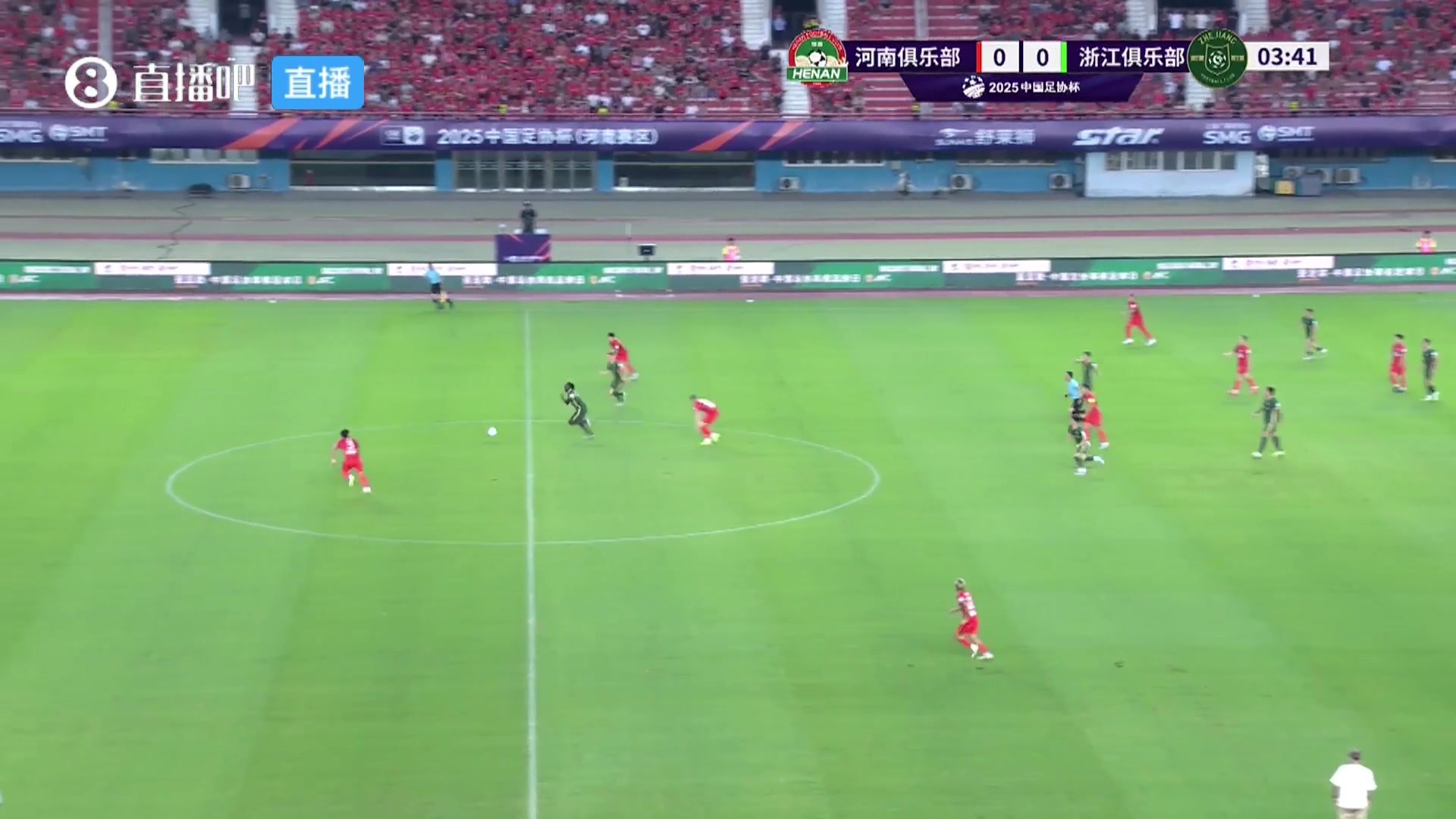 浙江絕佳反擊機(jī)會(huì)不吹進(jìn)攻有利球迷逆天裁判