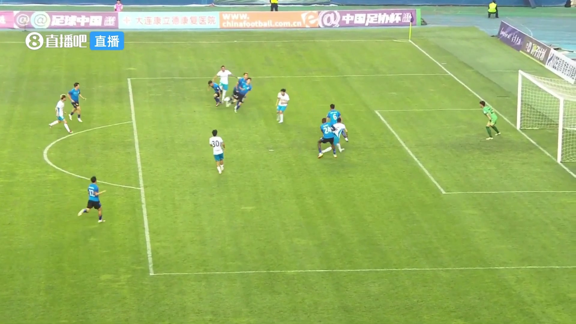 足協(xié)杯賽場再現(xiàn)門線懸案這球是否為漏判罰點球