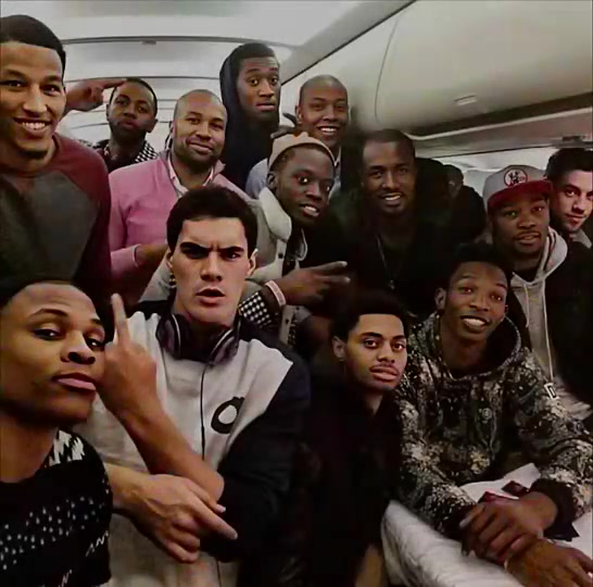 這一年的雷霆球員你能認(rèn)出幾位在火箭打過球的