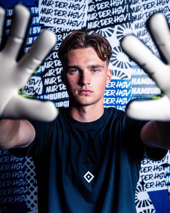 官方：漢堡簽約U18門(mén)將費(fèi)爾南多·迪克斯