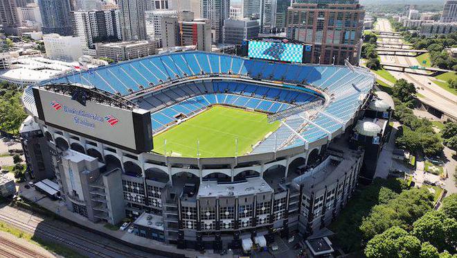 拜仁慕尼黑戰(zhàn)本菲卡，高溫41度，能否繼續(xù)踢？