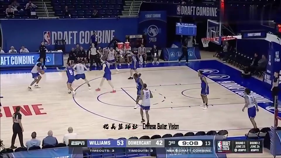 眼觀六路相當(dāng)可以啊楊瀚森積極拼板籃下對手4人還能送妙傳