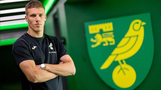 官方：諾維奇簽約阿賈克斯后衛(wèi)梅迪奇，3+1年合同。