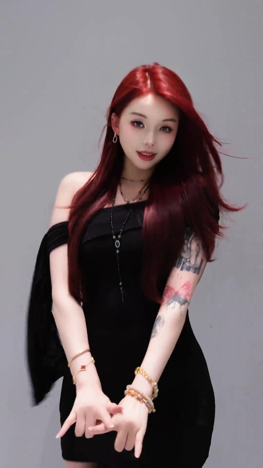 迷人啊美女主播小太陽(yáng)的變裝視頻乖 永遠(yuǎn)臣服于姐姐 好嗎