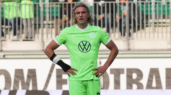 記者：博爾瑙轉(zhuǎn)會利茲聯(lián)，體檢中，轉(zhuǎn)會費(fèi)600萬歐。