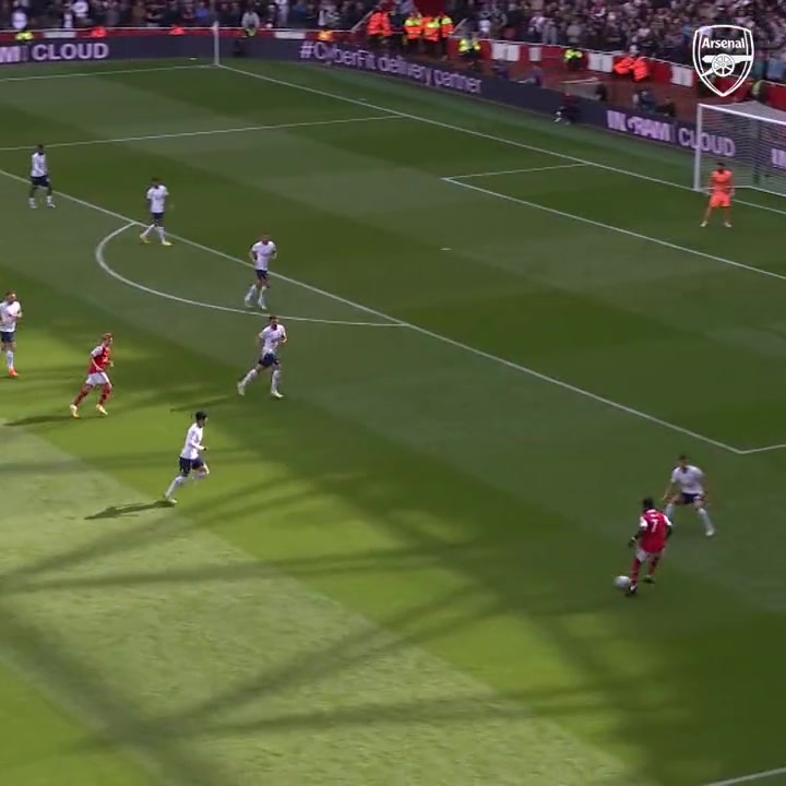 已被倫敦警察廳正式指控強(qiáng)奸罪的托馬斯曾面對(duì)熱刺打入世界波