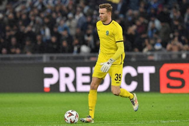 拜仁考慮簽31歲門將邦曼，烏爾賴希續(xù)約在望。