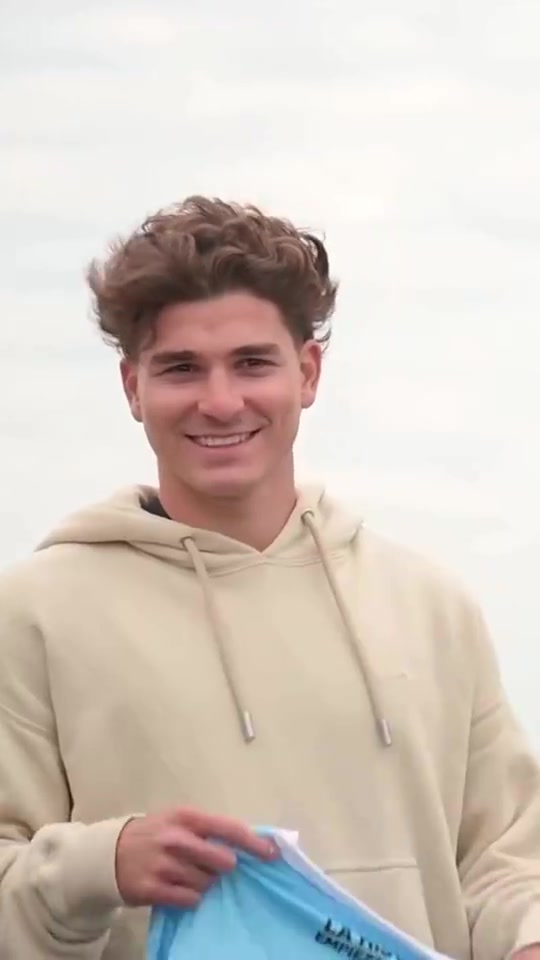 一發(fā)入魂阿爾瓦雷斯女友懷孕啦國(guó)外連男孩女孩都提前知道了