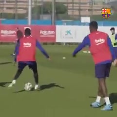 招牌迷蹤步登貝萊多年前巴薩訓(xùn)練場上展現(xiàn)的無解技術(shù)