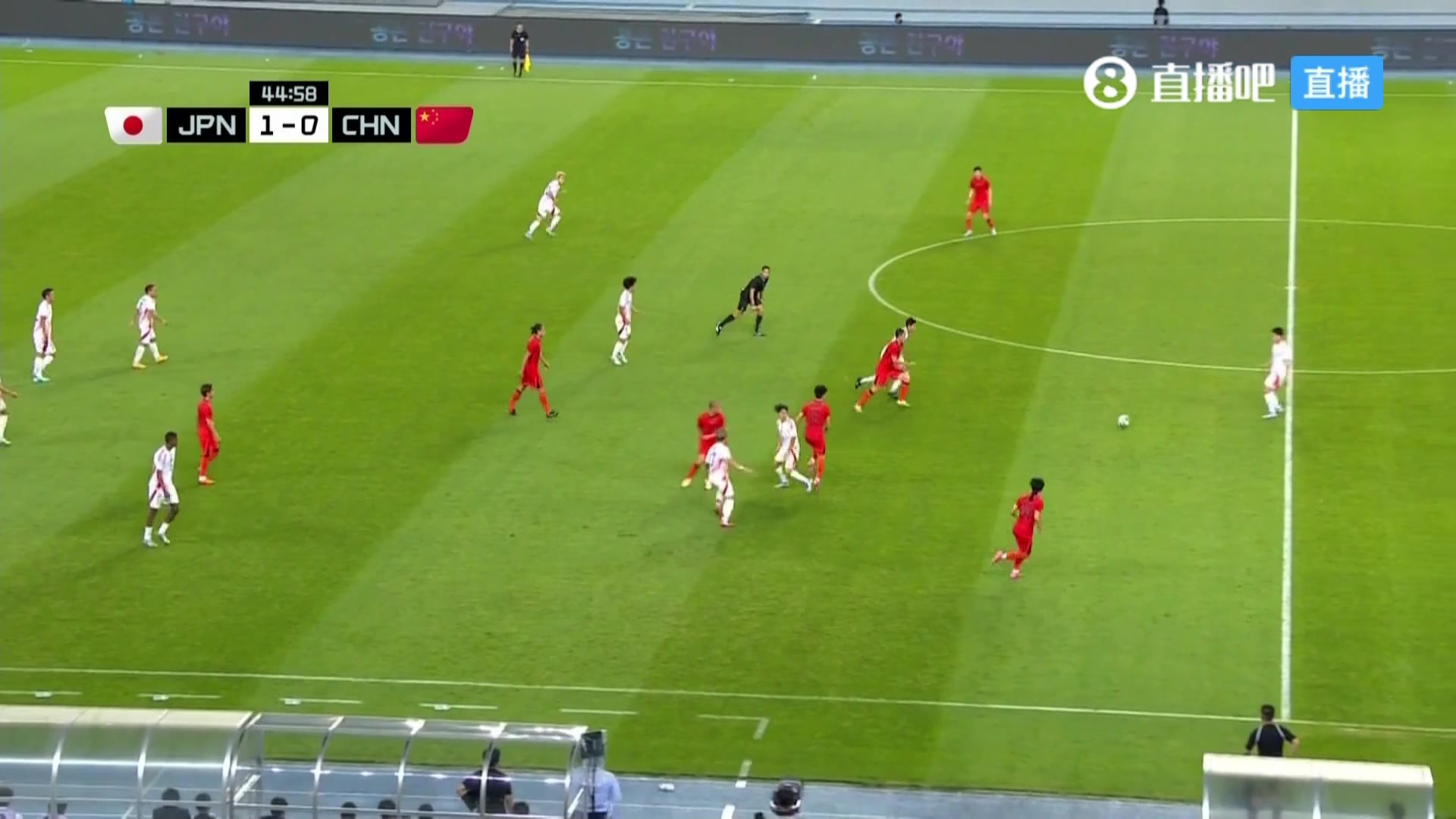 日本反擊被國(guó)足拉下董路干他啊犯規(guī)不是犯罪