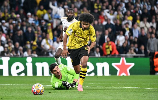 羅馬諾：阿德耶米留隊，多特開心