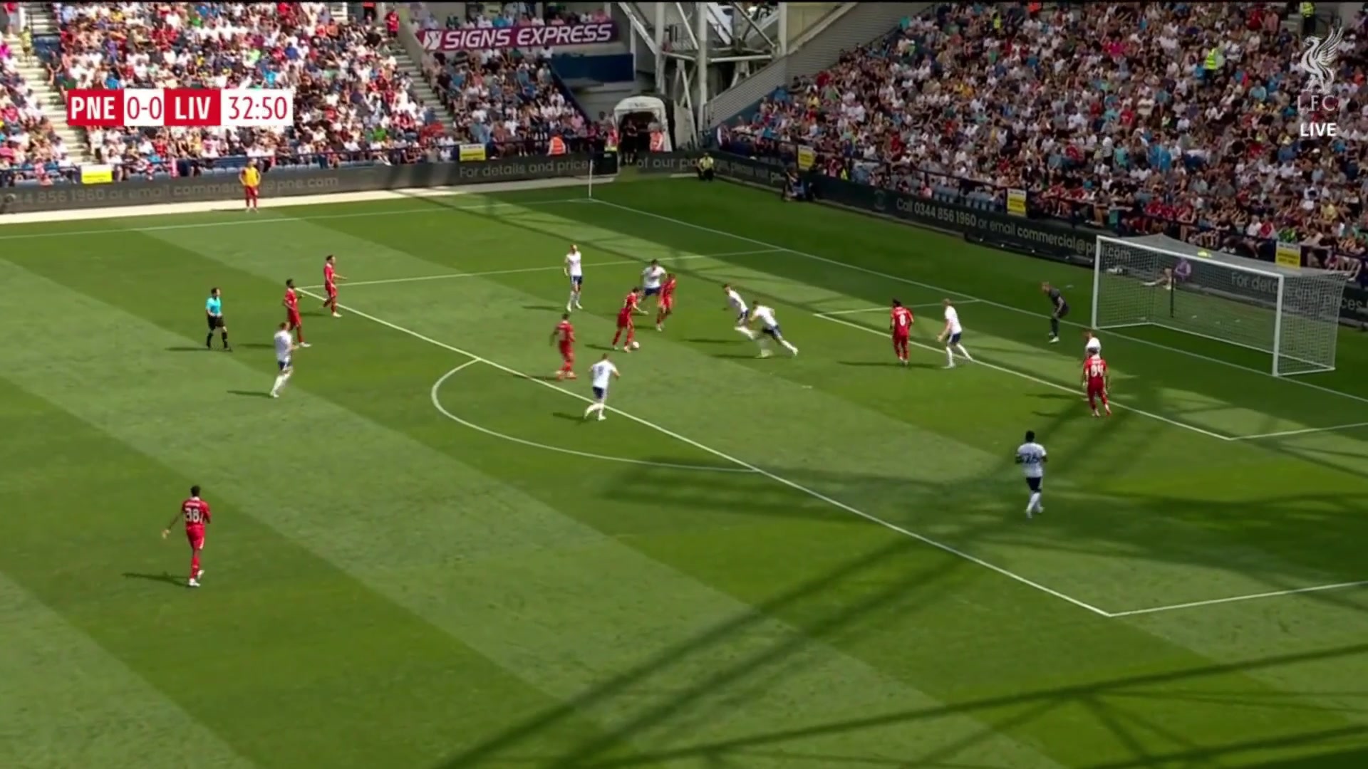 布拉德利破門(mén)后未慶祝利物浦1-0領(lǐng)先