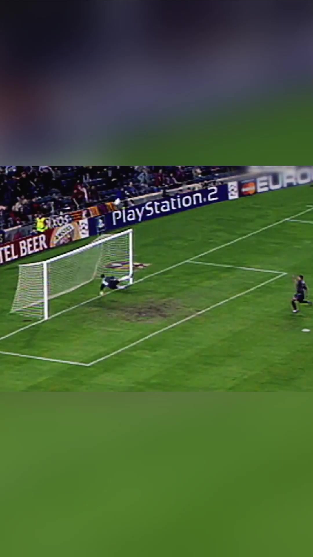 當(dāng)豬隊(duì)友遇到超神門將里瓦爾多這TM都能撲