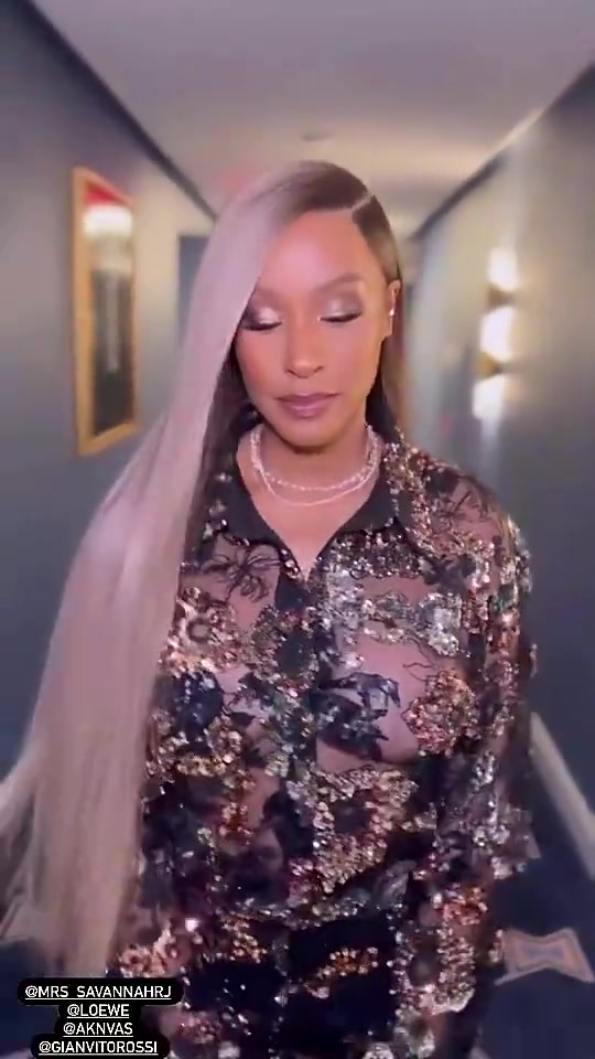 女王氣場詹嫂薩瓦娜還真是風韻猶存啊