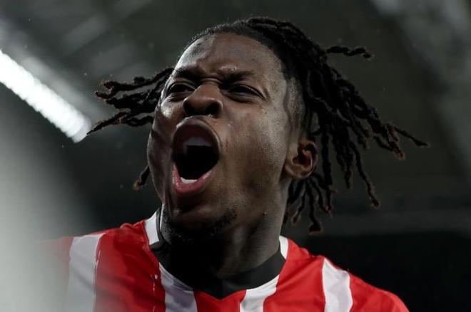 巴卡約科缺席PSV訓(xùn)練，藥廠轉(zhuǎn)會(huì)優(yōu)勢(shì)明顯。瑞天空。