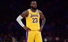 詹姆斯第6，美媒評(píng)湖人休賽期引援TOP10，張伯倫第7，科比第2。