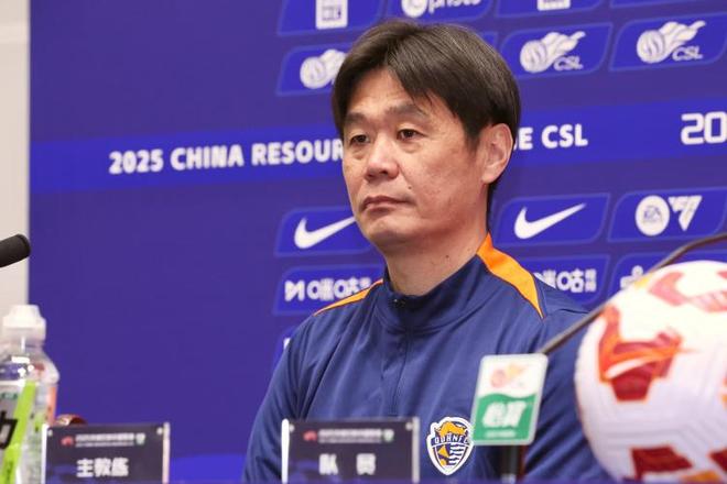 記者：青島海牛或租借兩國(guó)足新星，參與亞洲杯4戰(zhàn)。