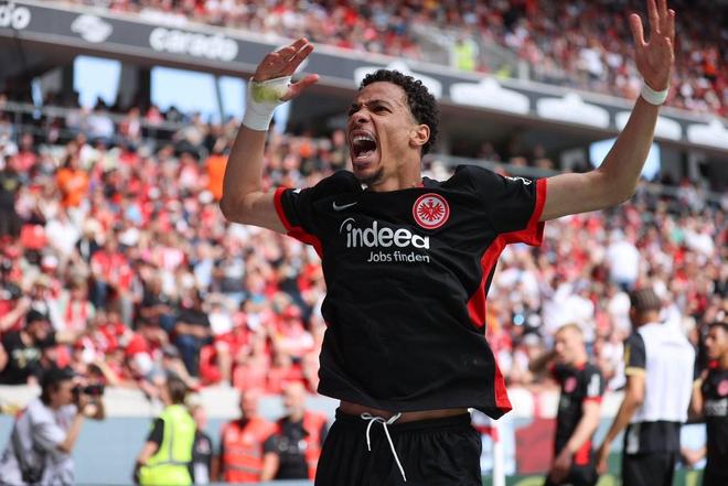 記者：利物浦法鷹將達?；倏藚f(xié)議