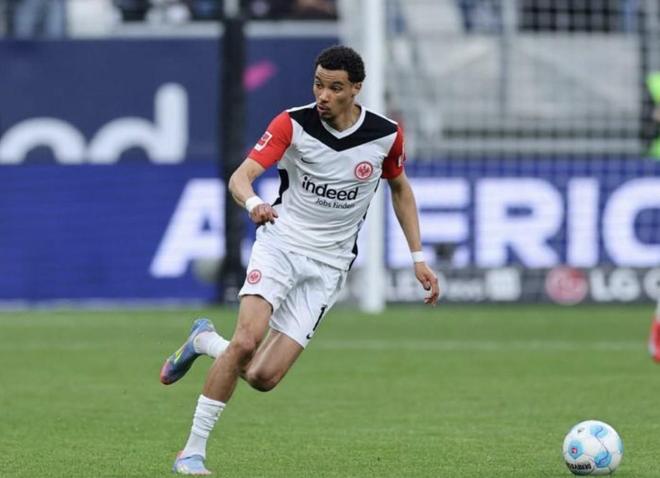 利物浦再報7800萬歐求購埃基蒂克，無獎金。