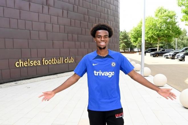 德萊比錫追楚克烏梅卡，已開談，多特競爭。