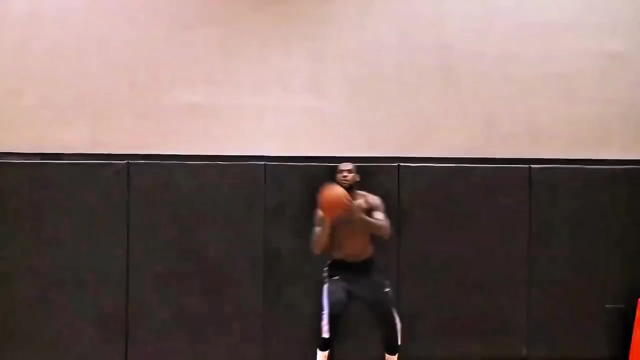 還有機(jī)會能在扣籃大賽上看到詹姆斯的表演嗎