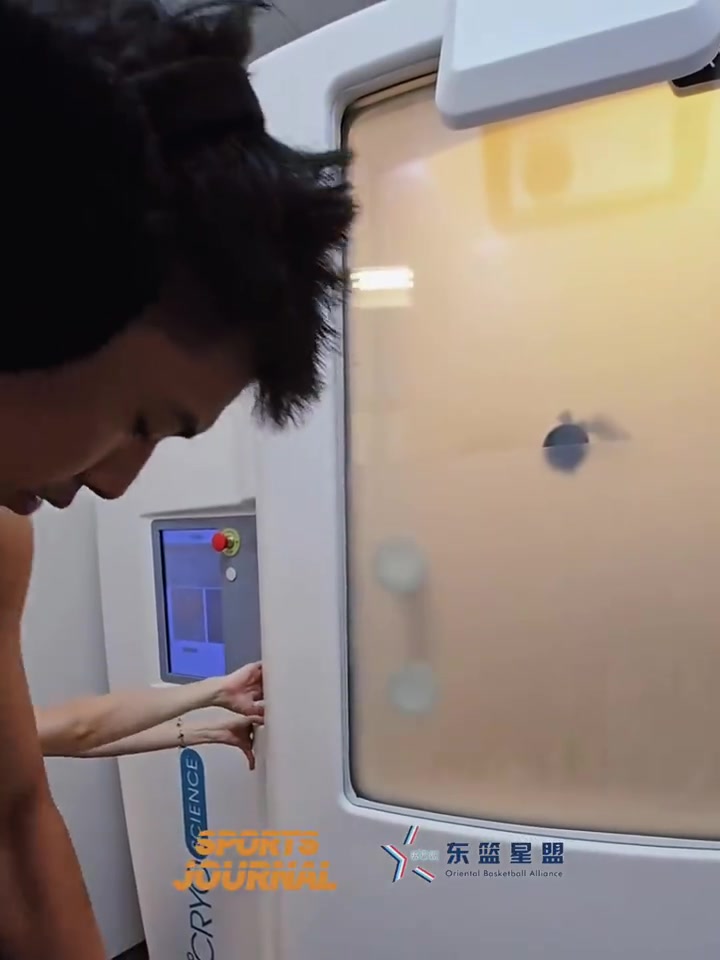 崔永熙最新康復動態(tài)看起來訓練狀態(tài)越來越好了