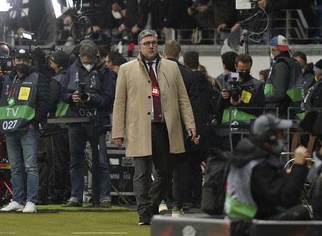 法鷹高層結(jié)識人脈于阿布扎比，助力馬爾穆什高價轉(zhuǎn)會曼城。