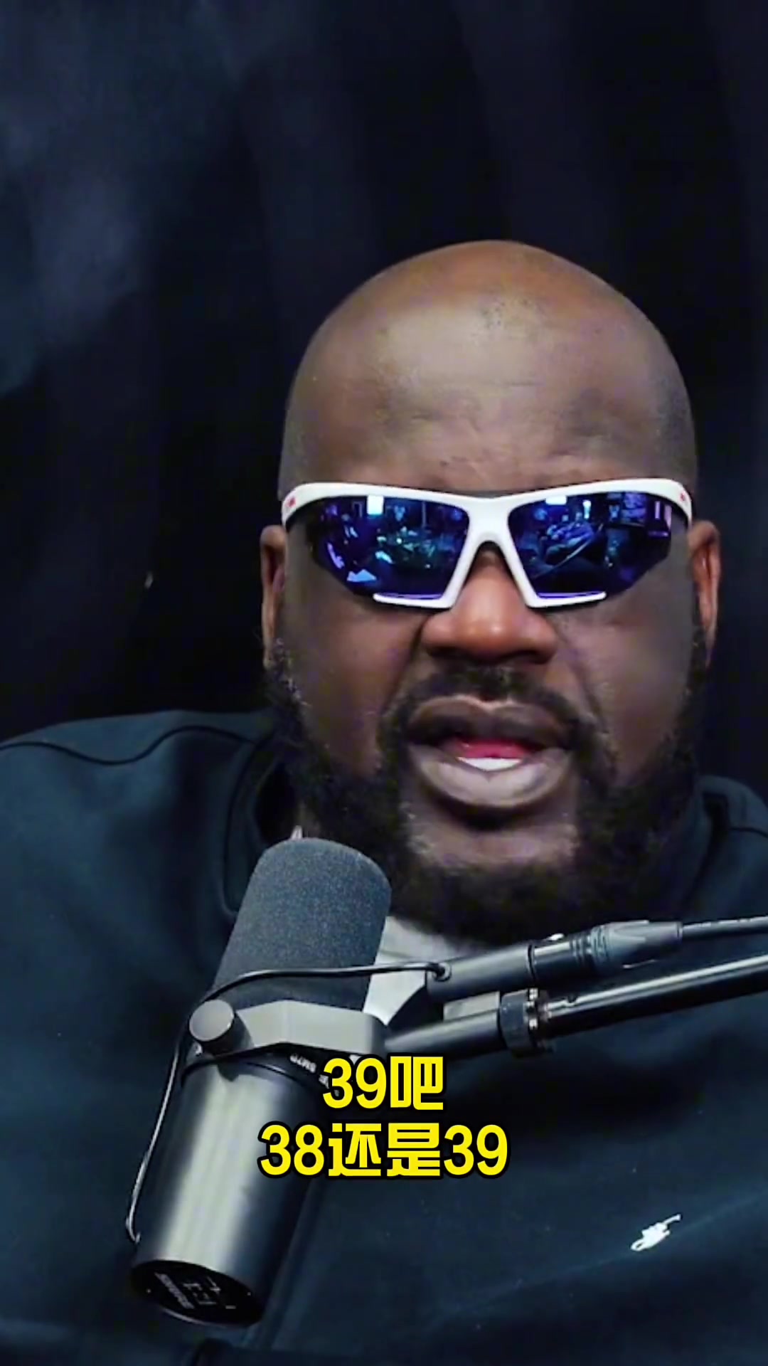 為什么勒布朗40歲還能這樣打球奧胖現(xiàn)在比賽對(duì)抗更少他也很注重保養(yǎng)