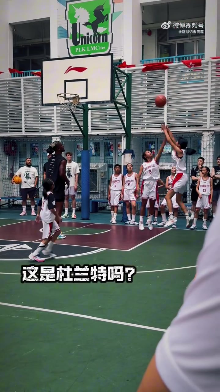 巴特勒中國行去了中國香港被女球員們的表現(xiàn)給震驚到了