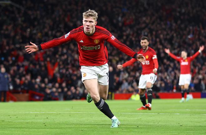 霍伊倫拒萊比錫轉(zhuǎn)會，英媒報道