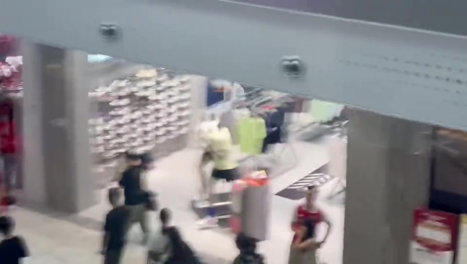 阿森納和熱刺線下專賣店客流量對比