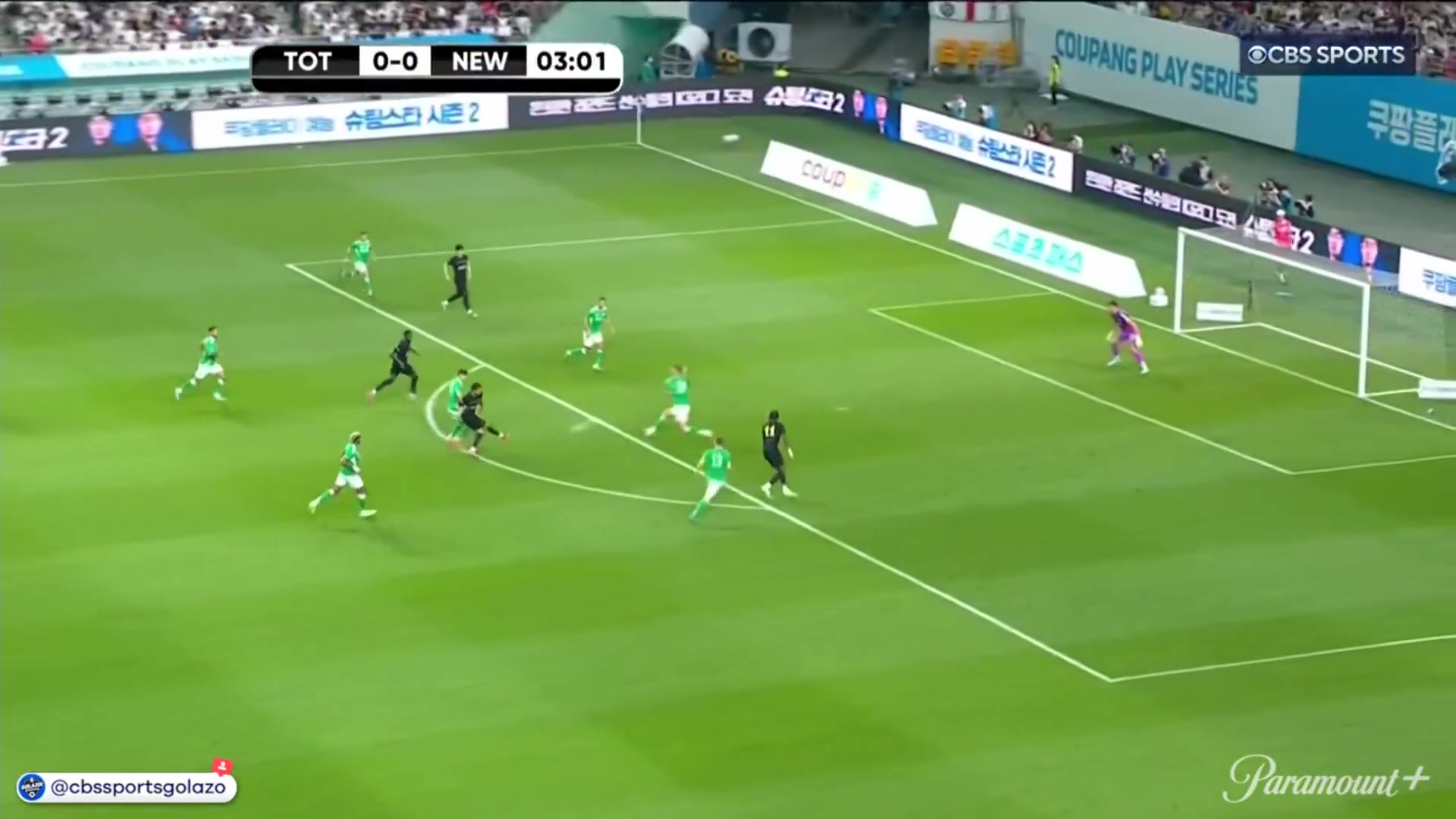 約翰遜第3分鐘破門做出孫興慜慶祝熱刺1-0領(lǐng)先