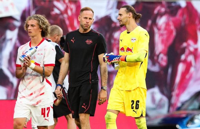 萊比錫主帥：新季門將未定，隊長下周決。