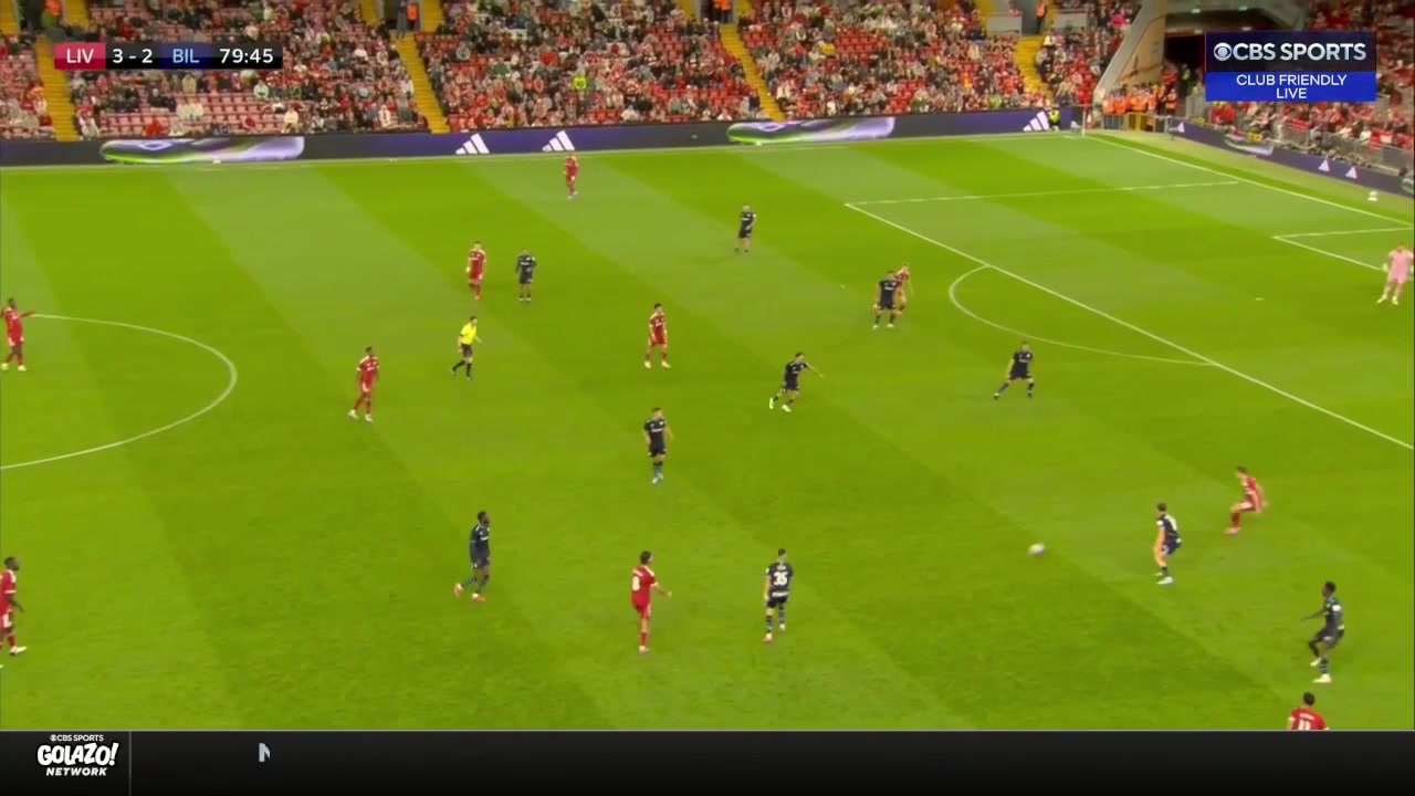 法老射失點球遠藤航造點薩拉赫主罰直接打飛了