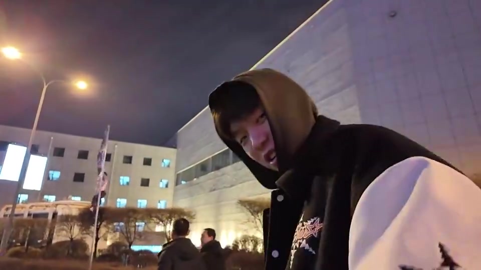 如今被舉報(bào)YP欠賭債徐杰此前還曬視頻恭喜楊瀚森進(jìn)軍NBA