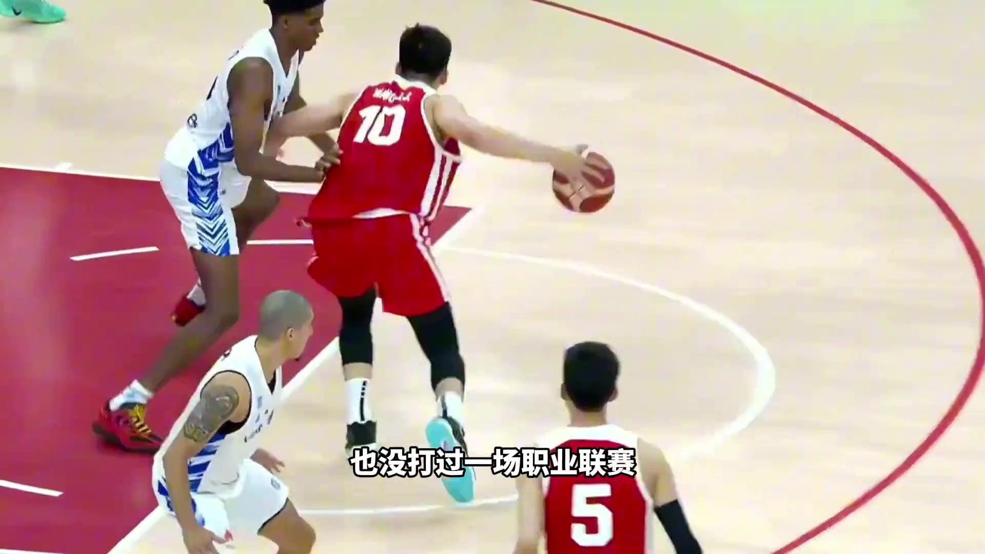 沒打過(guò)職業(yè)聯(lián)賽就能成為中國(guó)男籃鋒線之星王俊杰做對(duì)了哪些事情