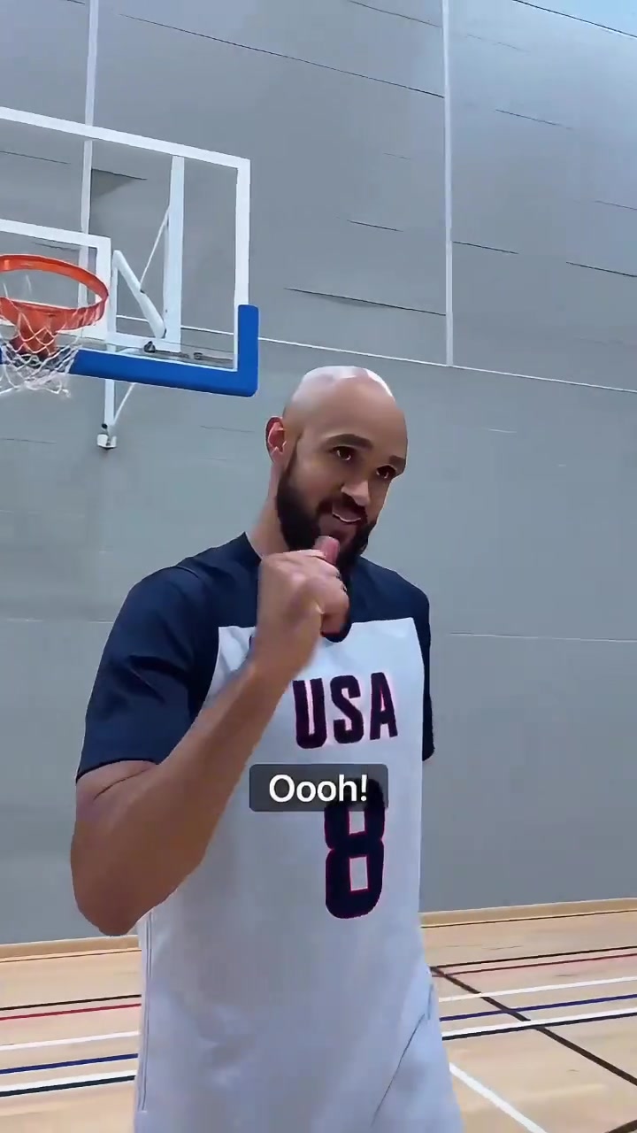 美國男籃訓(xùn)練期間趣事合集庫里和華子扣籃難度一樣...