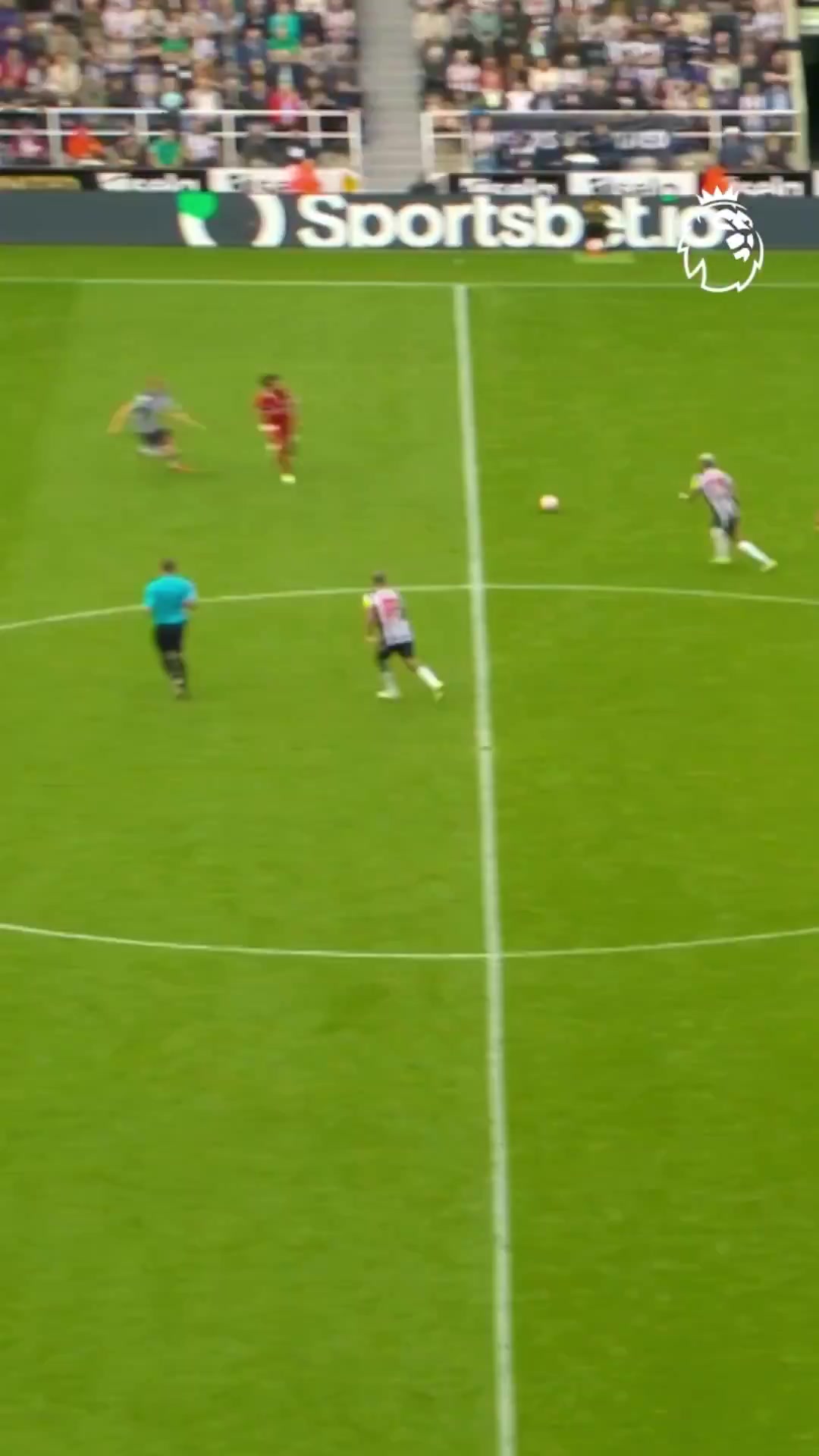 斗士努涅斯雖然射術(shù)差些但在球隊(duì)落后時(shí)總能挺身而出