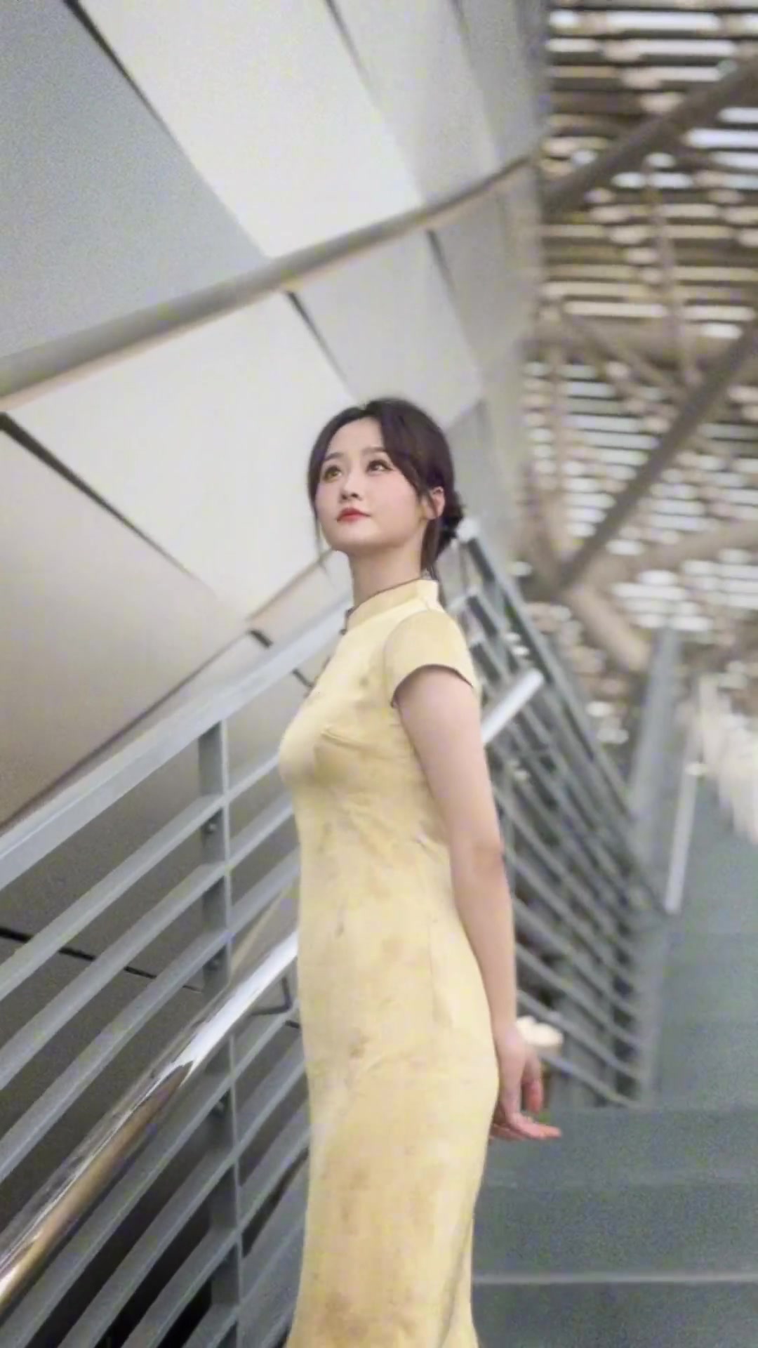 女主播果果曬旗袍裝扮老祖宗的審美是對的