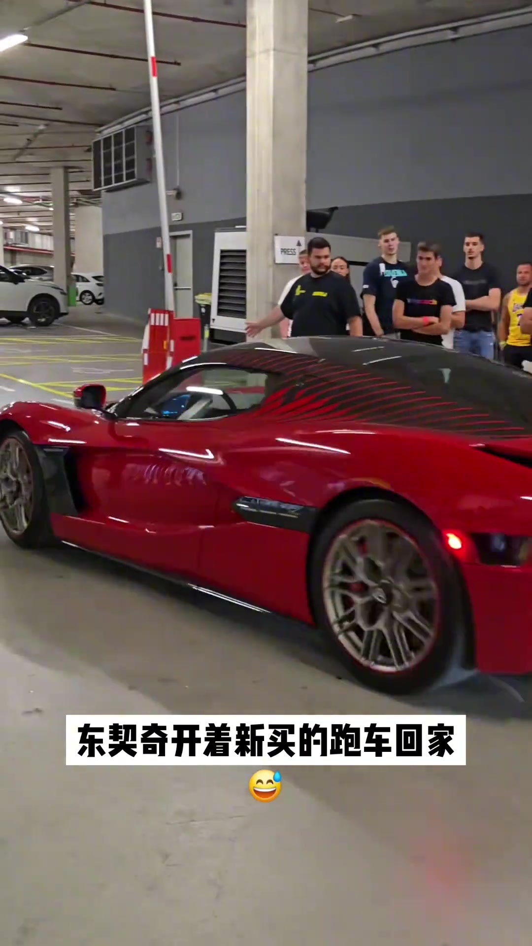 東契奇的這輛Rimac超跑號(hào)稱加速最快擁有1900匹馬力