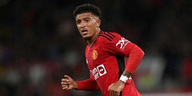 桑喬堅(jiān)守板凳，拒降薪離隊(duì)，曼聯(lián)轉(zhuǎn)會(huì)僵局難解。