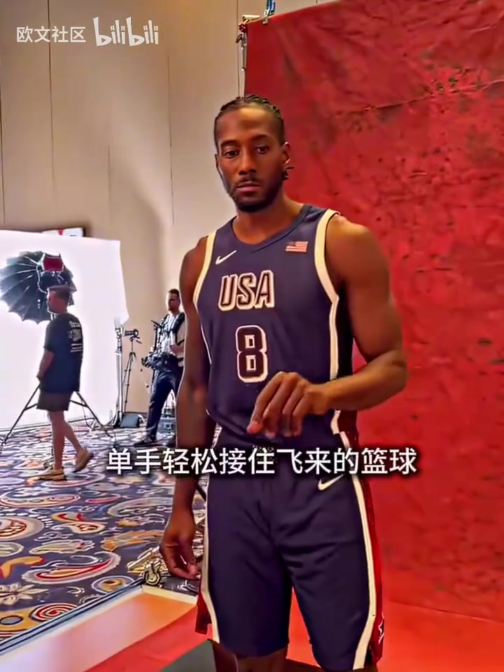 最后這動作太逗了直觀感受小卡的大手手大就是可以為所欲為